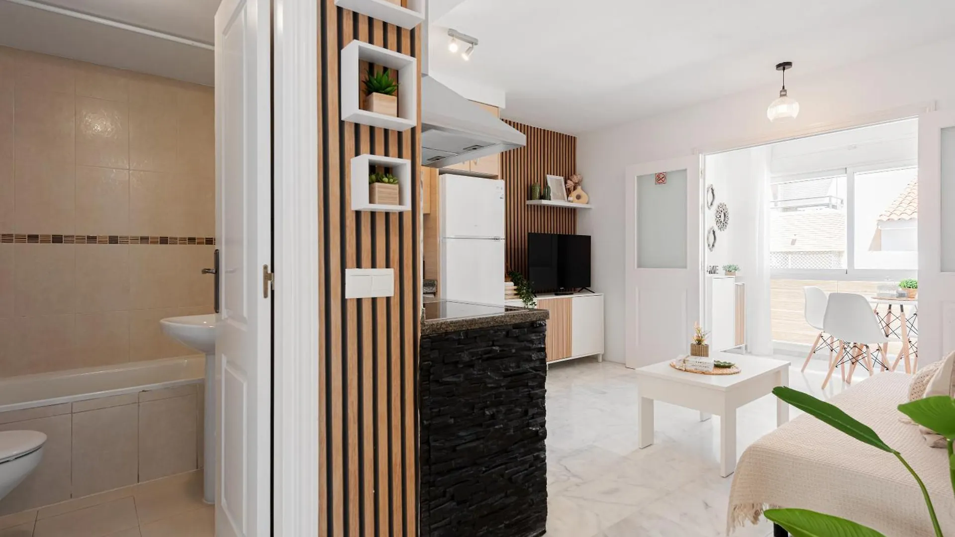 Rd Berrocal Wifi Aire Acondicionado Apartment Malaga Spain